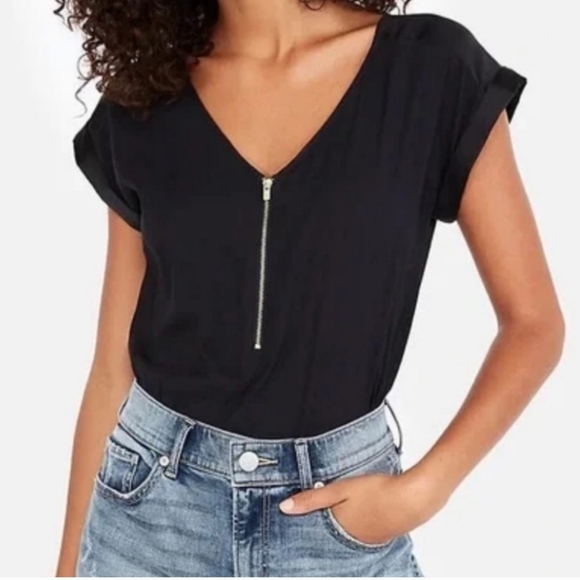Express Tops - 🟢 Express Black Zippered Top Size MED